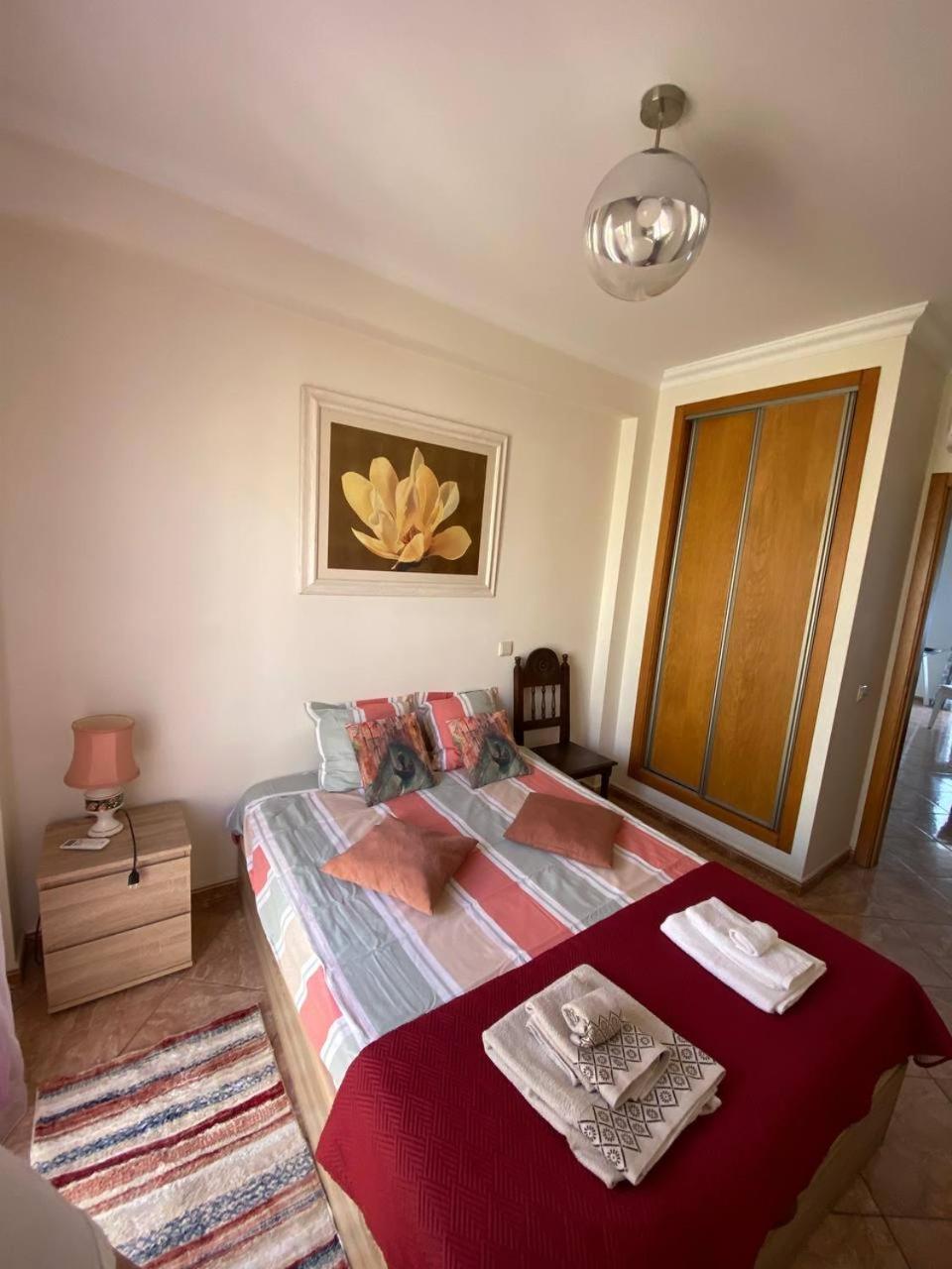 Guesthouse Milagre Centro Фару Экстерьер фото